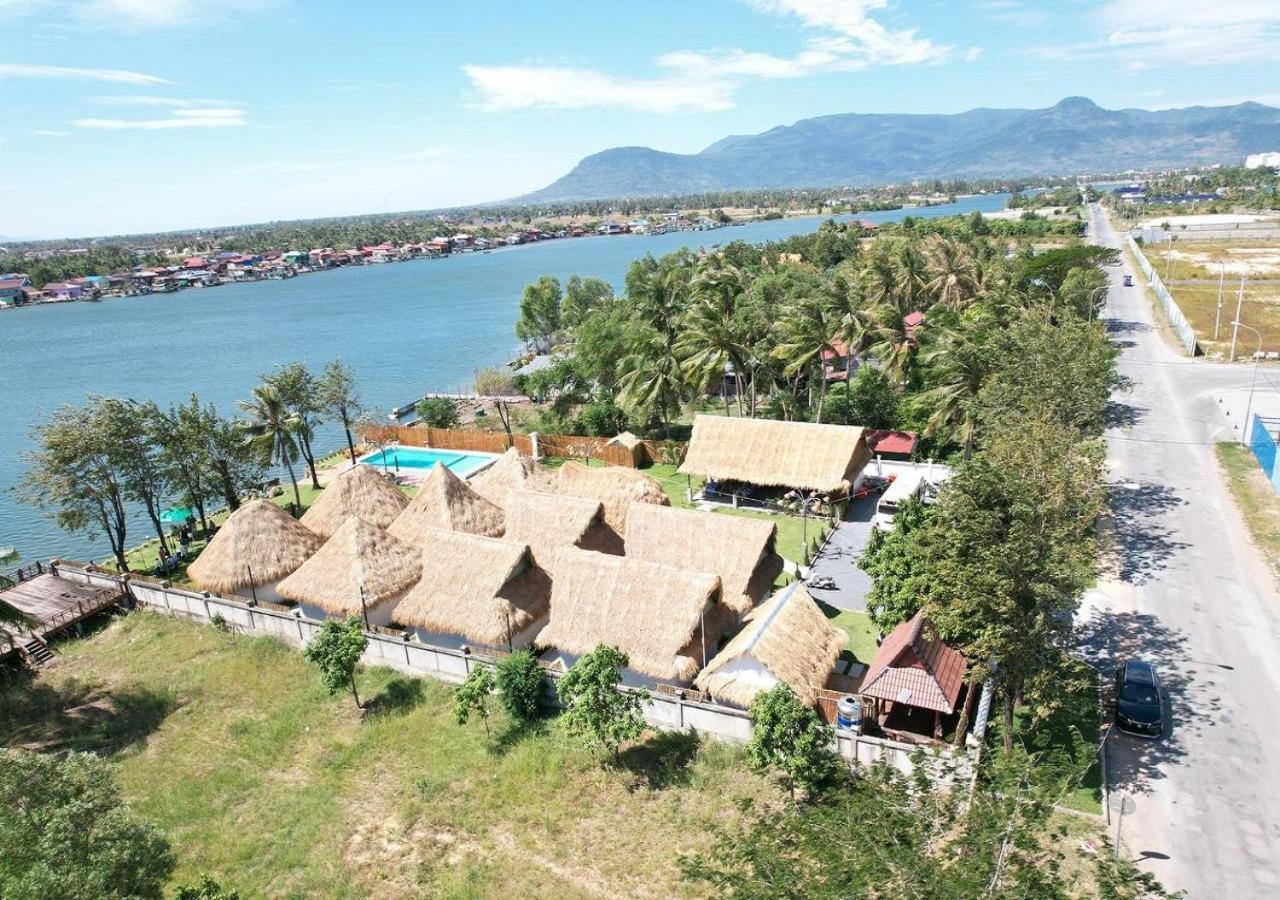 Sea Sand Resort Kampot Exteriör bild