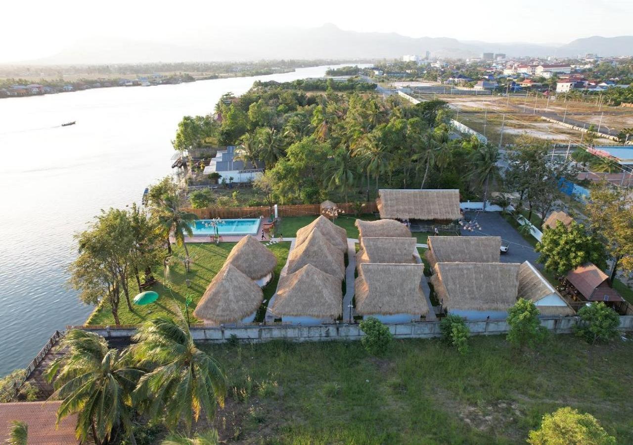 Sea Sand Resort Kampot Exteriör bild